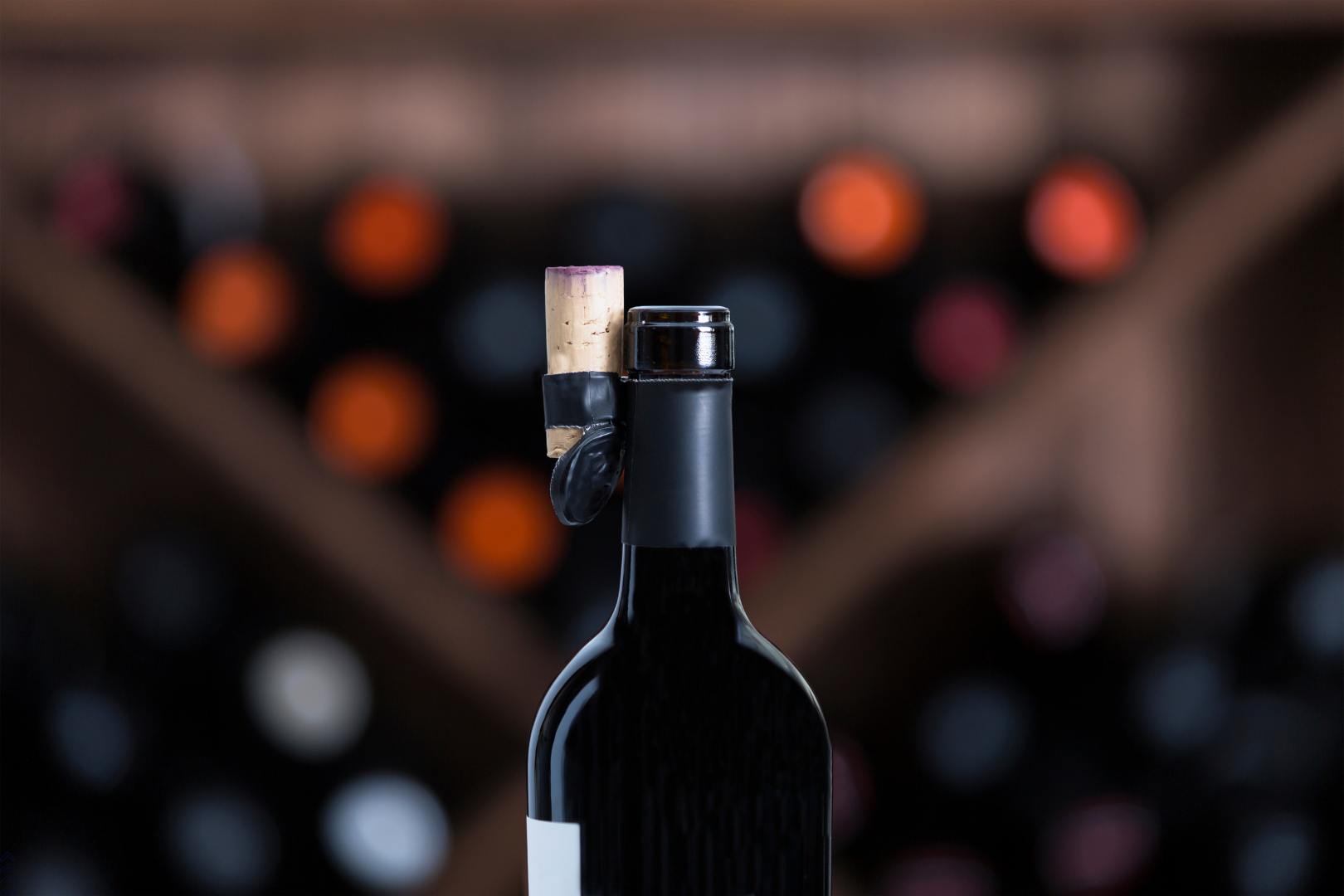 como conservar vinho depois de aberto