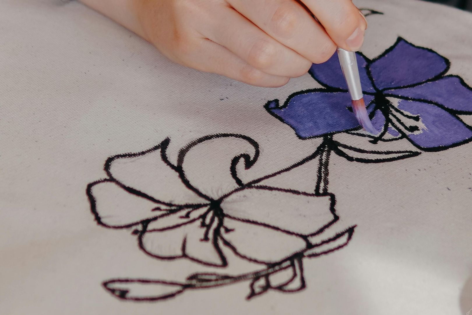 pintura com carimbo e tinta de tecido