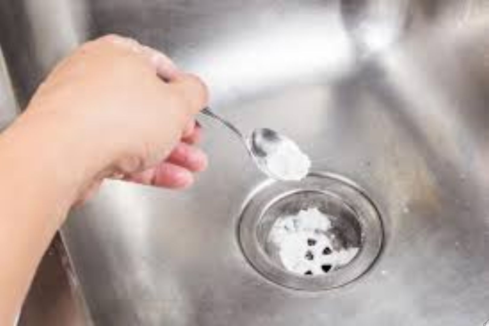 Dicas para desentupir ralo com bicarbonato