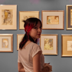 Como vender arte em galeria